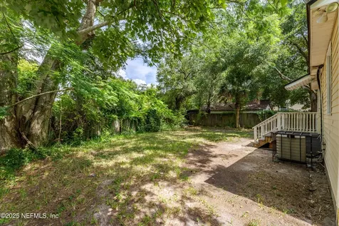 681 Chestnut Drive Jacksonville FL 32208