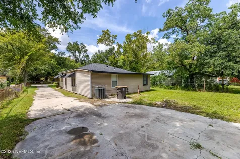1037 Woodstock Avenue Jacksonville FL 32254