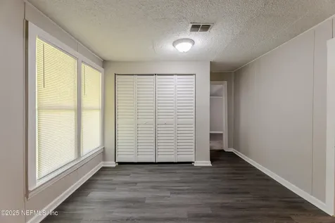 1037 Woodstock Avenue Jacksonville FL 32254