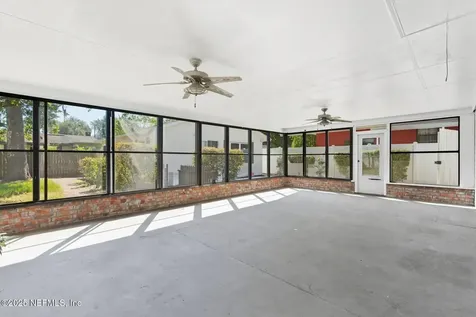 1627 Westminister Avenue Jacksonville FL 32210