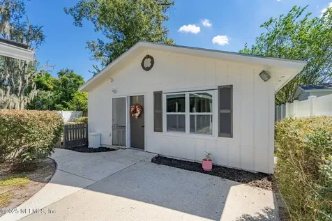 1627 Westminister Avenue Jacksonville FL 32210