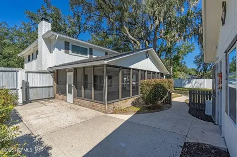 1627 Westminister Avenue Jacksonville FL 32210
