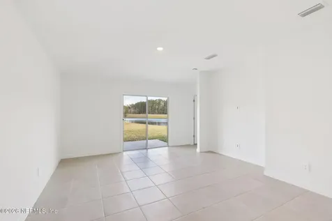 16 Dilly Court Palm Coast FL 32164