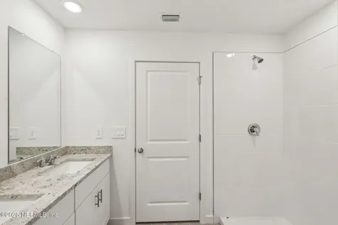 18 Dilly Court Palm Coast FL 32164
