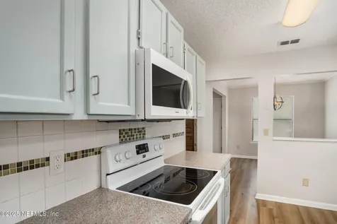 7945 Amandas Crossing Drive E Jacksonville FL 32244