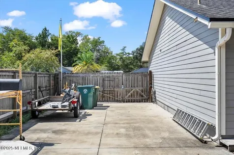 10061 Lightner Lane Jacksonville FL 32257