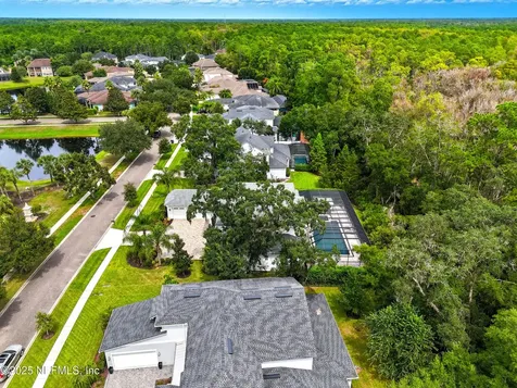 522 Port Charlotte Drive Ponte Vedra FL 32081
