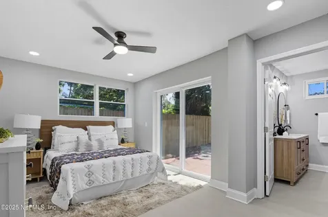 5422 Oak Forest Drive Jacksonville FL 32211