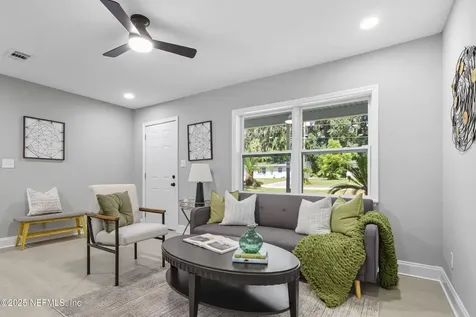 5422 Oak Forest Drive Jacksonville FL 32211