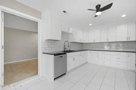 5253 Alloaks Court Jacksonville FL 32258
