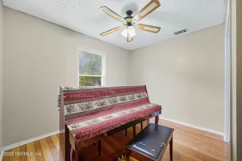5253 Alloaks Court Jacksonville FL 32258