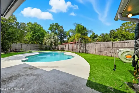 5253 Alloaks Court Jacksonville FL 32258