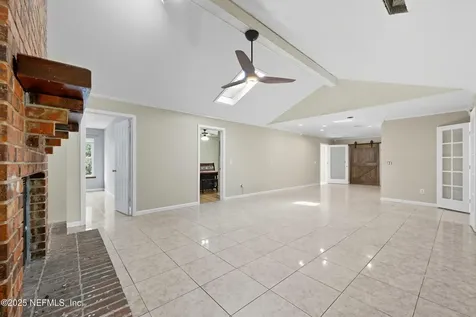 5253 Alloaks Court Jacksonville FL 32258