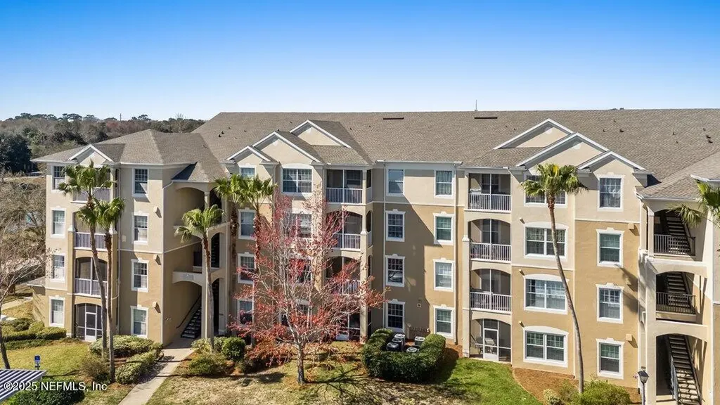 7801 Point Meadows Drive Jacksonville FL 32256