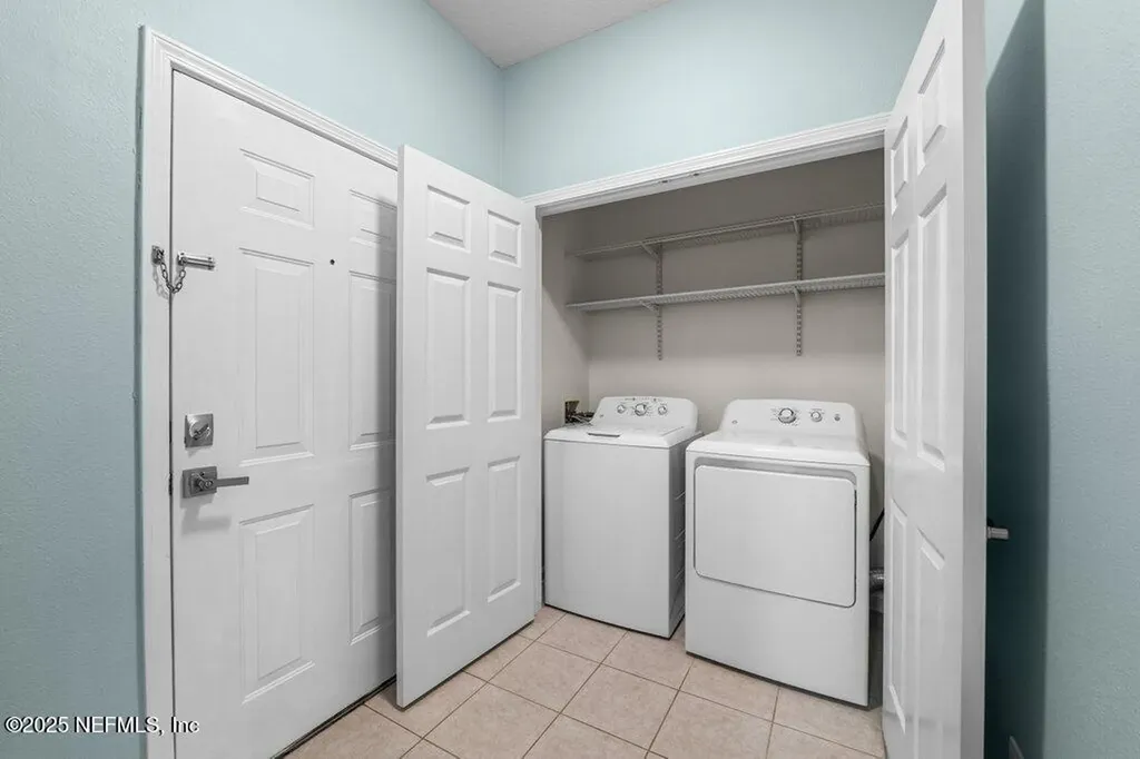 7801 Point Meadows Drive Jacksonville FL 32256