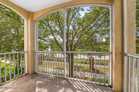 7801 Point Meadows Drive Jacksonville FL 32256