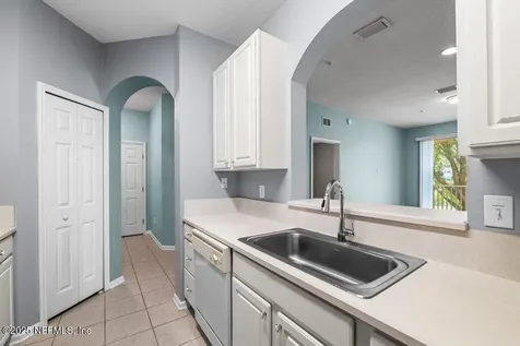 7801 Point Meadows Drive Jacksonville FL 32256