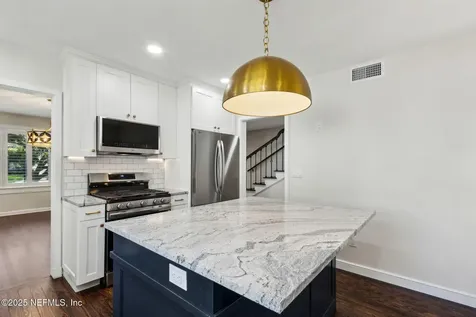 2334 Broadmoor Lane Jacksonville FL 32207