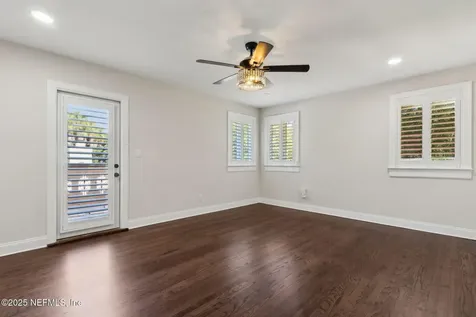 2334 Broadmoor Lane Jacksonville FL 32207
