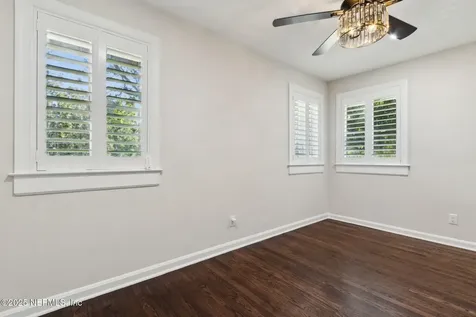 2334 Broadmoor Lane Jacksonville FL 32207