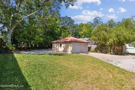 2334 Broadmoor Lane Jacksonville FL 32207