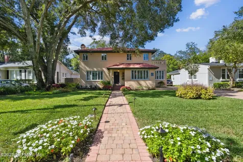 2334 Broadmoor Lane Jacksonville FL 32207