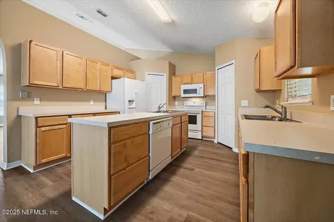 4131 Woodley Creek Road Jacksonville FL 32218