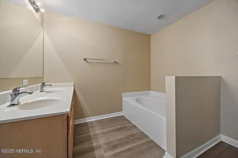 4131 Woodley Creek Road Jacksonville FL 32218