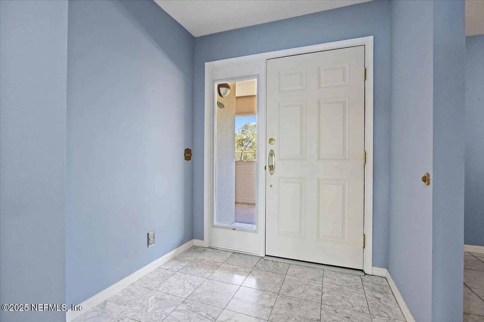 1533 Le Baron Avenue Jacksonville FL 32207