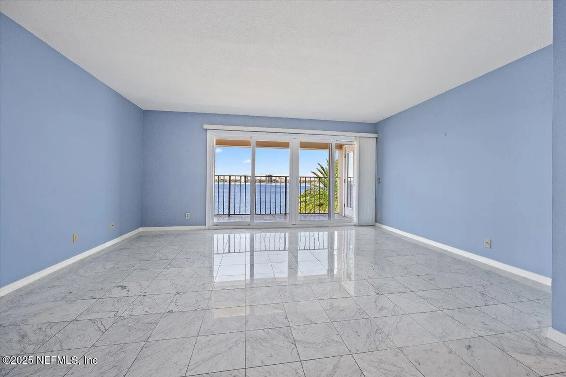 1533 Le Baron Avenue Jacksonville FL 32207