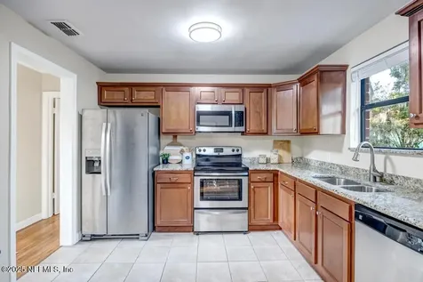 2035 West Road Jacksonville FL 32216