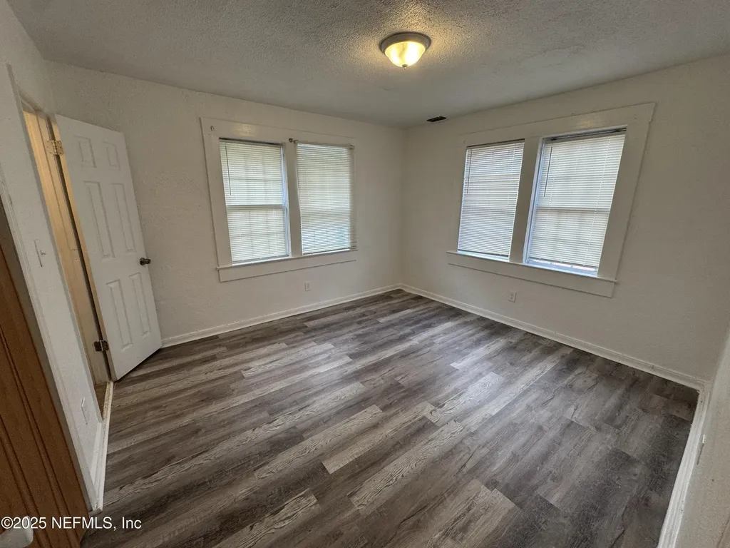 1453 14th Street W Jacksonville FL 32209