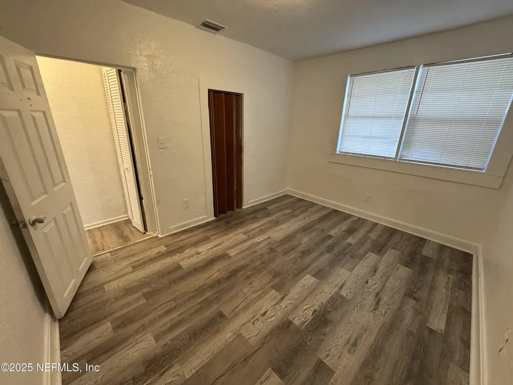 1453 14th Street W Jacksonville FL 32209