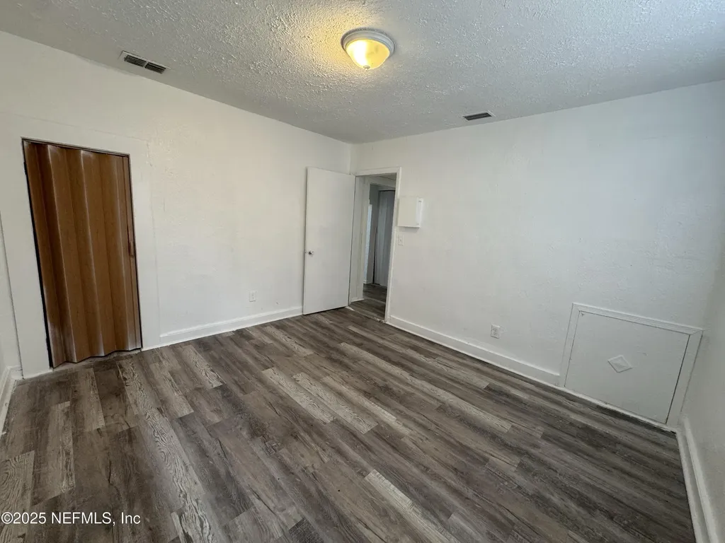 1453 14th Street W Jacksonville FL 32209