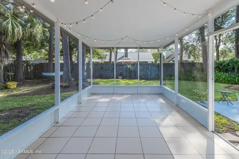 10247 Pine Breeze Road W Jacksonville FL 32257