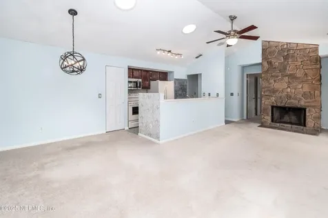 10247 Pine Breeze Road W Jacksonville FL 32257