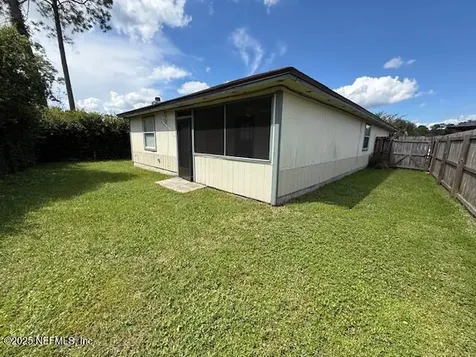 2641 Sam Houston Place Jacksonville FL 32246