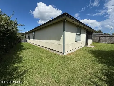 2641 Sam Houston Place Jacksonville FL 32246