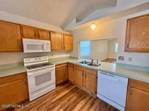 2641 Sam Houston Place Jacksonville FL 32246