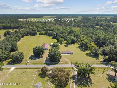 24033 County Road 121 Hilliard FL 32046