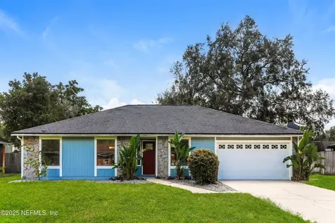 5228 Gathering Oaks Court W Jacksonville FL 32258