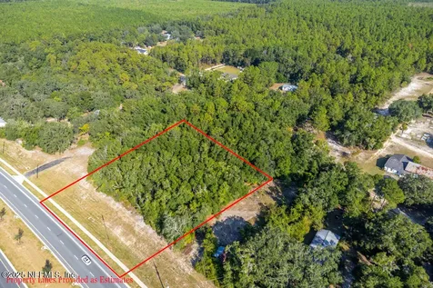 1926 State Road 20 Hawthorne FL 32640