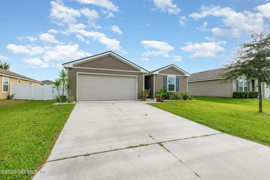 2267 Pebble Point Drive Green Cove Springs FL 32043