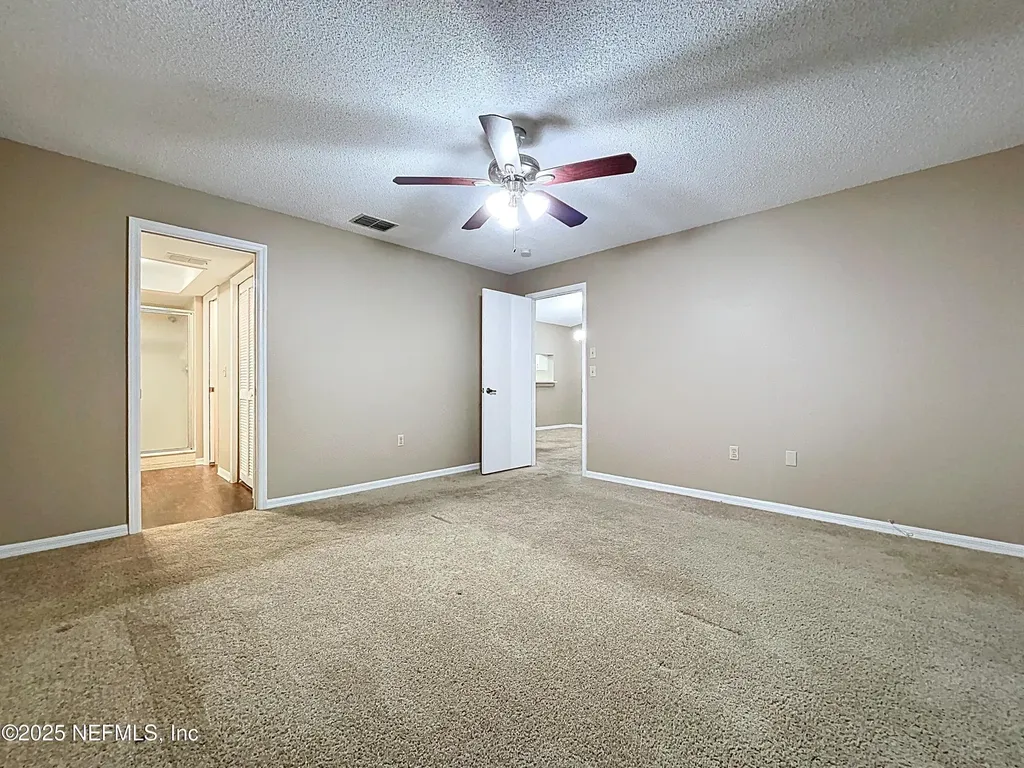 2020 Lakeview Drive Clearwater FL 33763