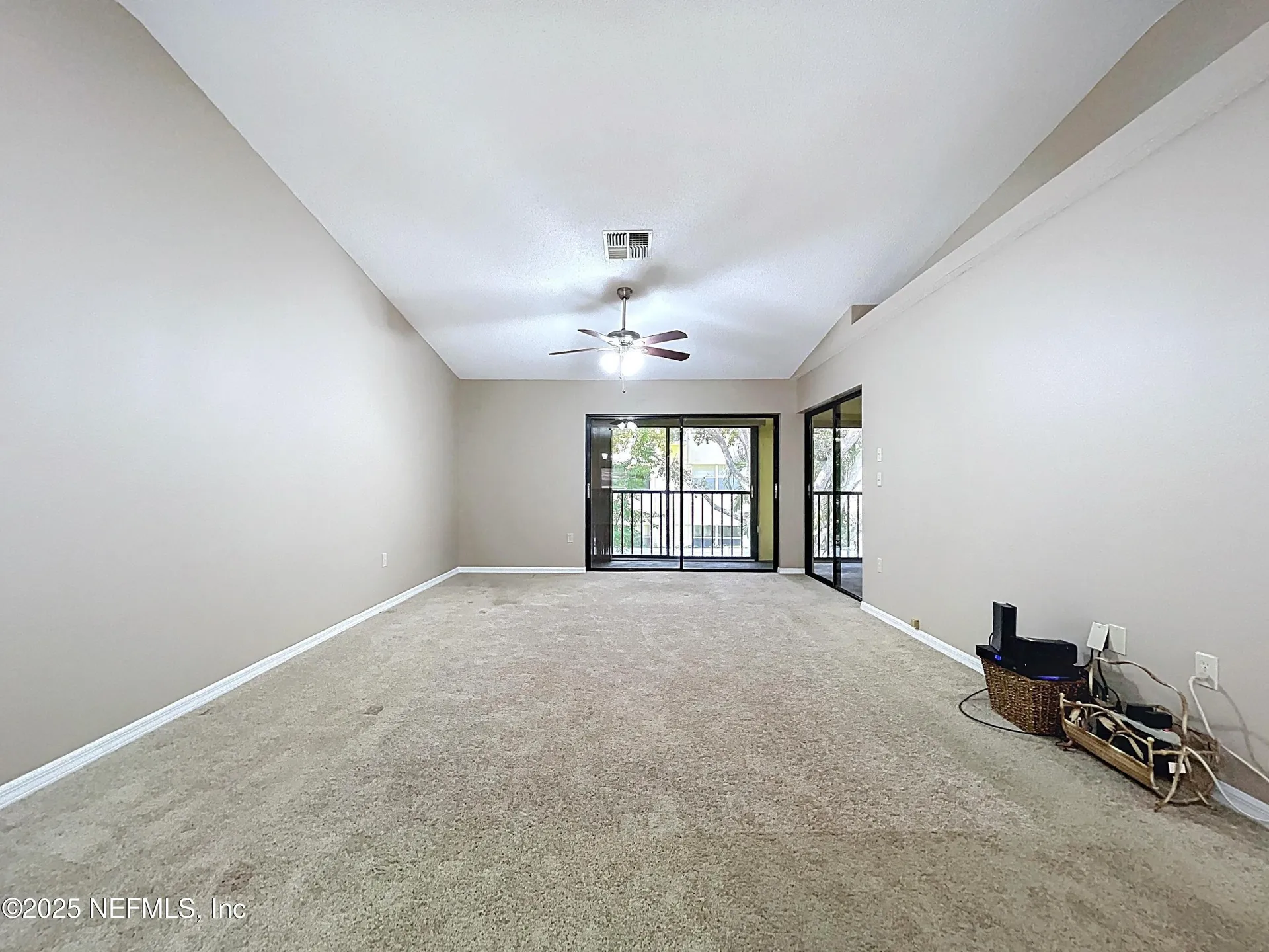 2020 Lakeview Drive Clearwater FL 33763