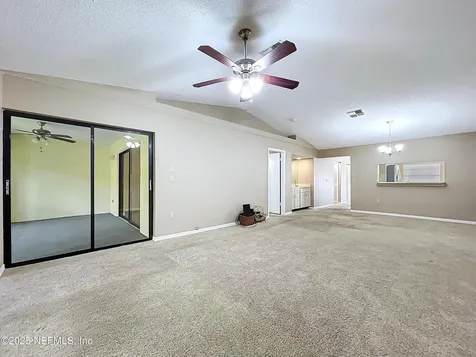 2020 Lakeview Drive Clearwater FL 33763