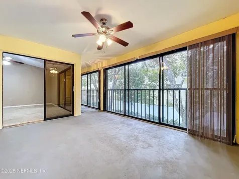 2020 Lakeview Drive Clearwater FL 33763