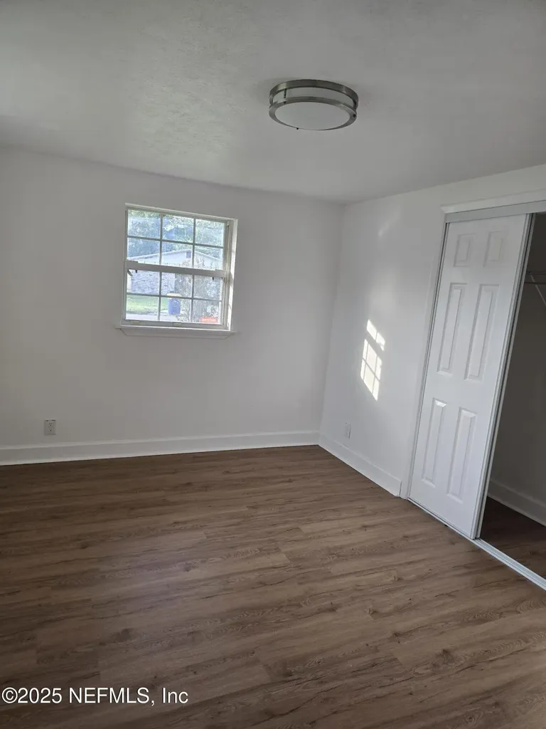 7772 Lake Park Drive Jacksonville FL 32208