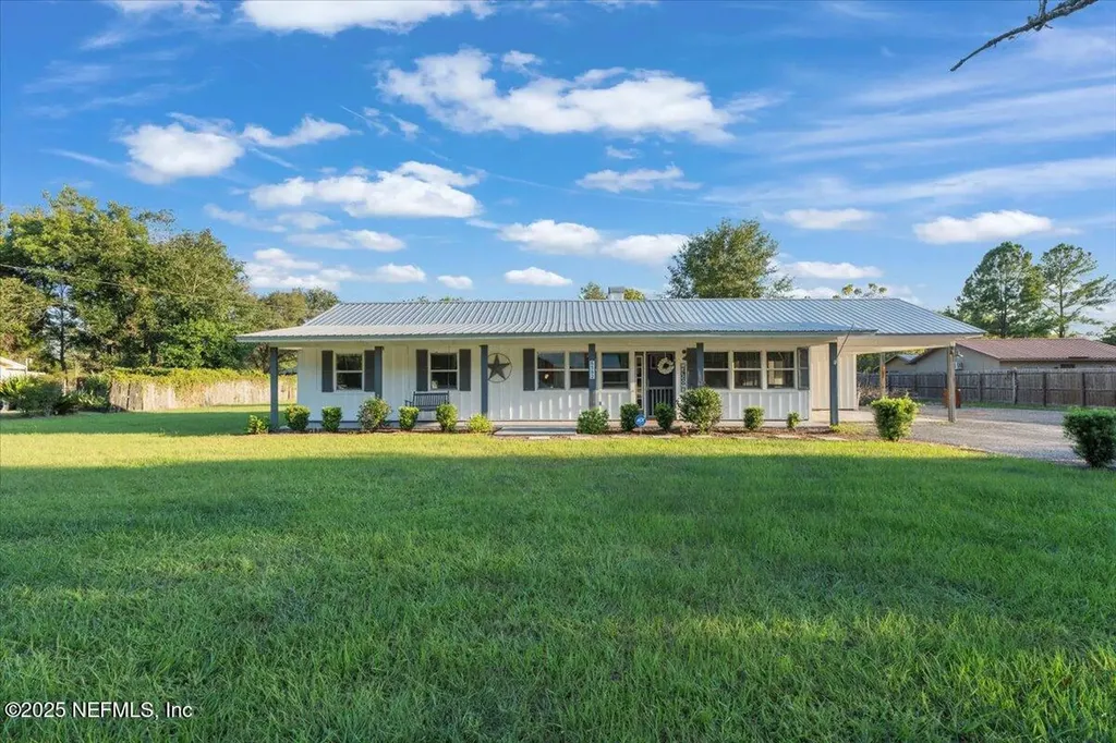 6582 Hamilton Crews Road Macclenny FL 32040