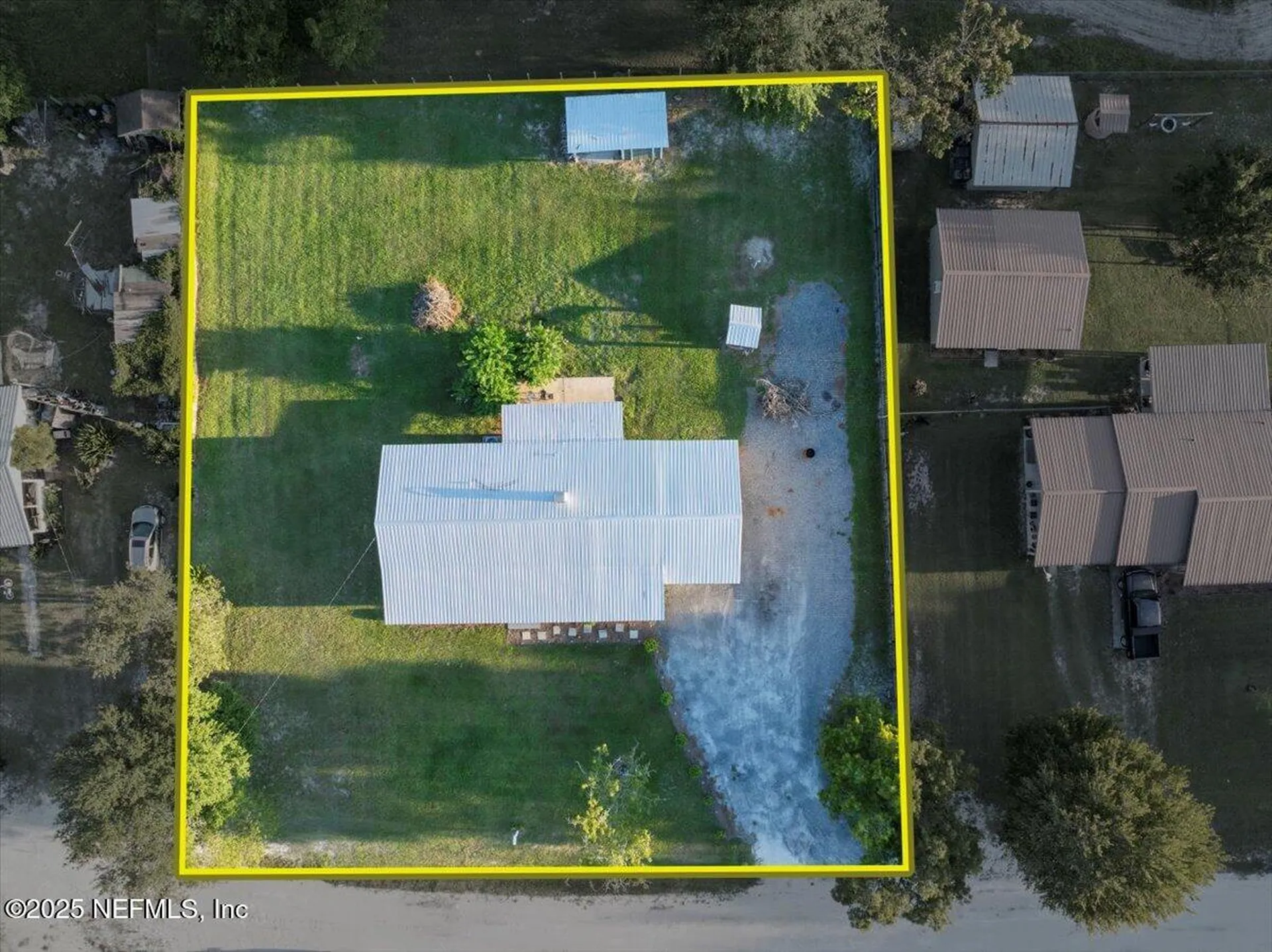 6582 Hamilton Crews Road Macclenny FL 32040
